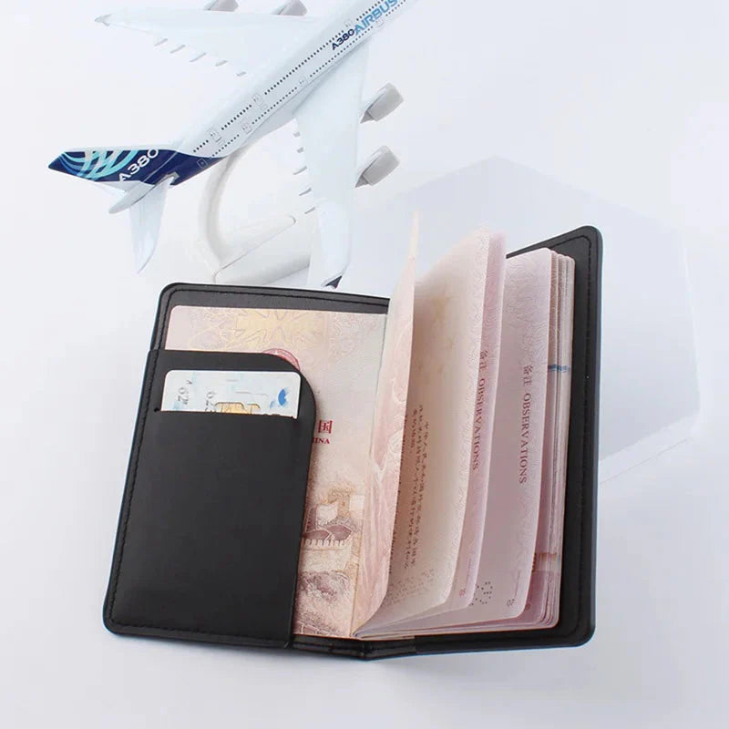 Étui Passeport Couple de Voyage Personnalisé