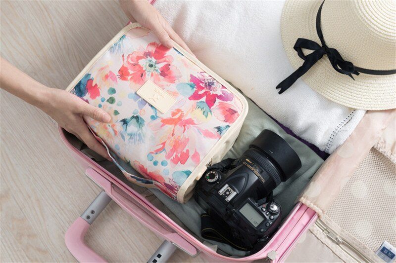 Trousse de Toilette de Voyage Fleurs Colorées en Édition Limitée