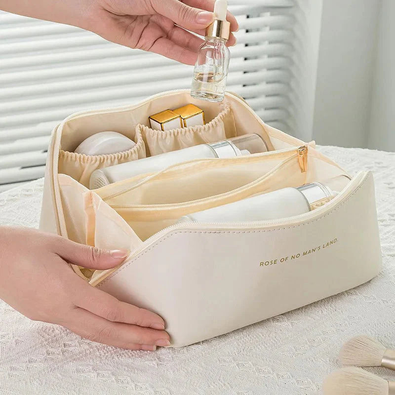 Trousse de Toilette Grand Angle Femme, idéale pour voyager