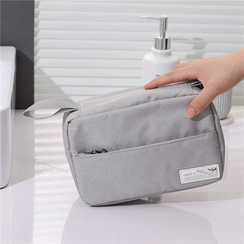 Kit de Voyage Pliable à Suspendre